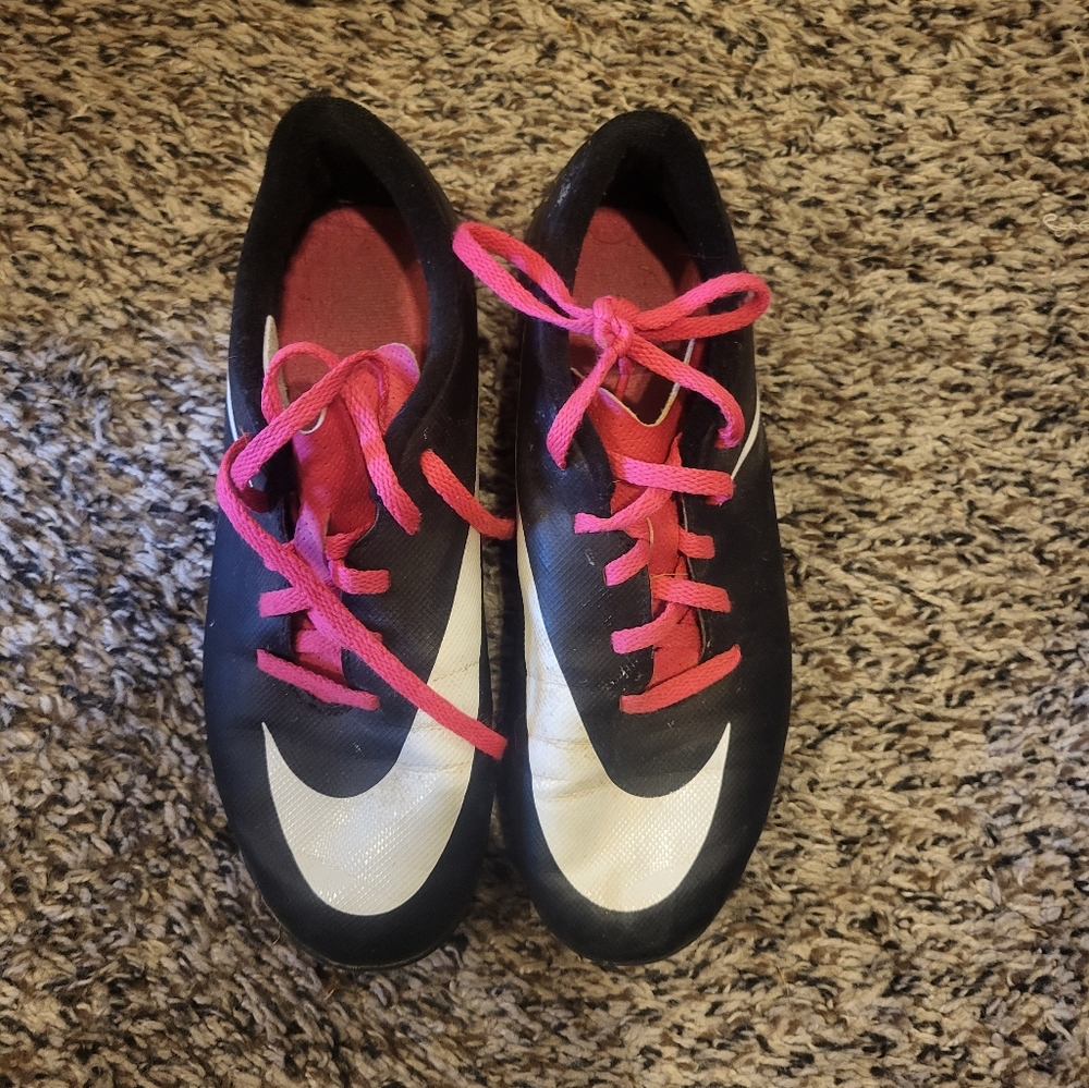 Nike Girls Soccer Cleats